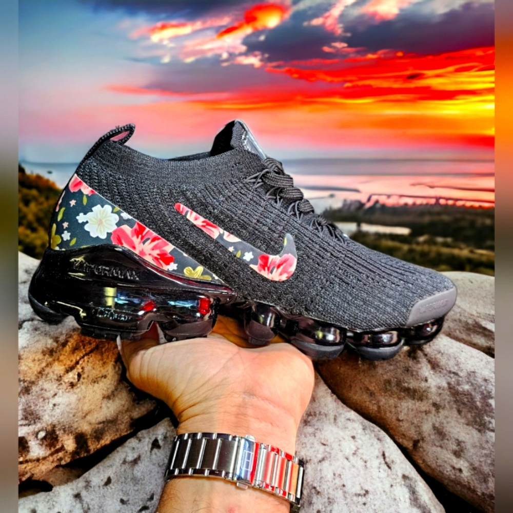 Nike air max floral vapormax women sneakers brand new in box black